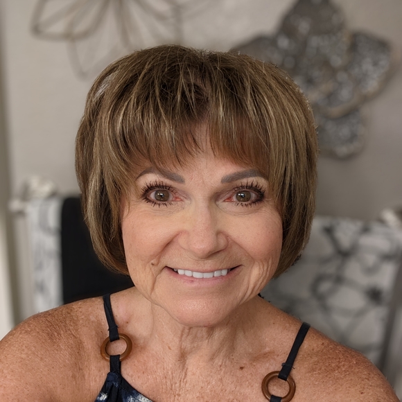 Meet your Posher, Charlotte - Picture 1 of 1